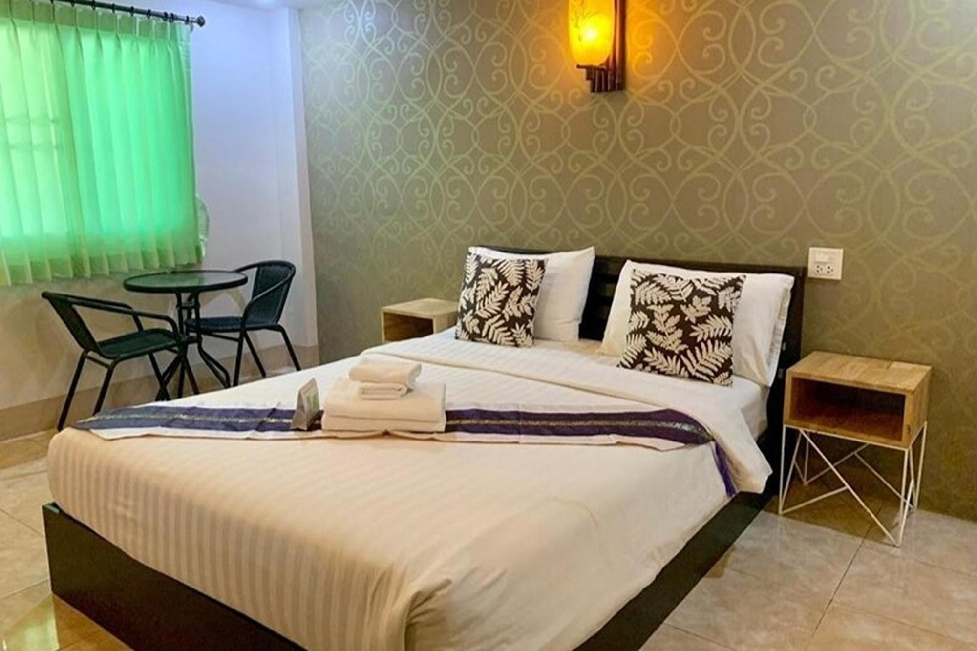 Thara Place Guest house 2*