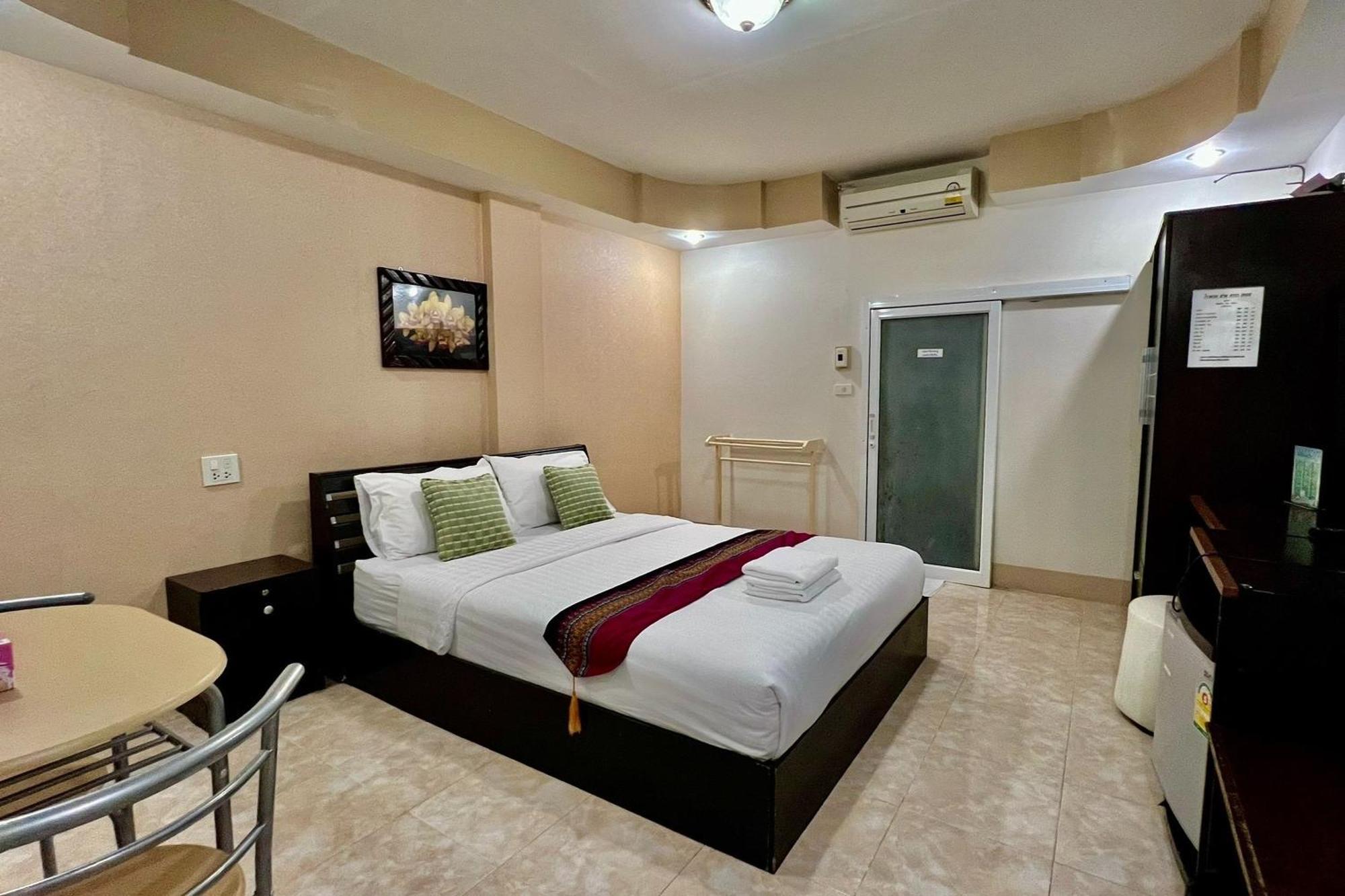 Guest house Thara Place 2*