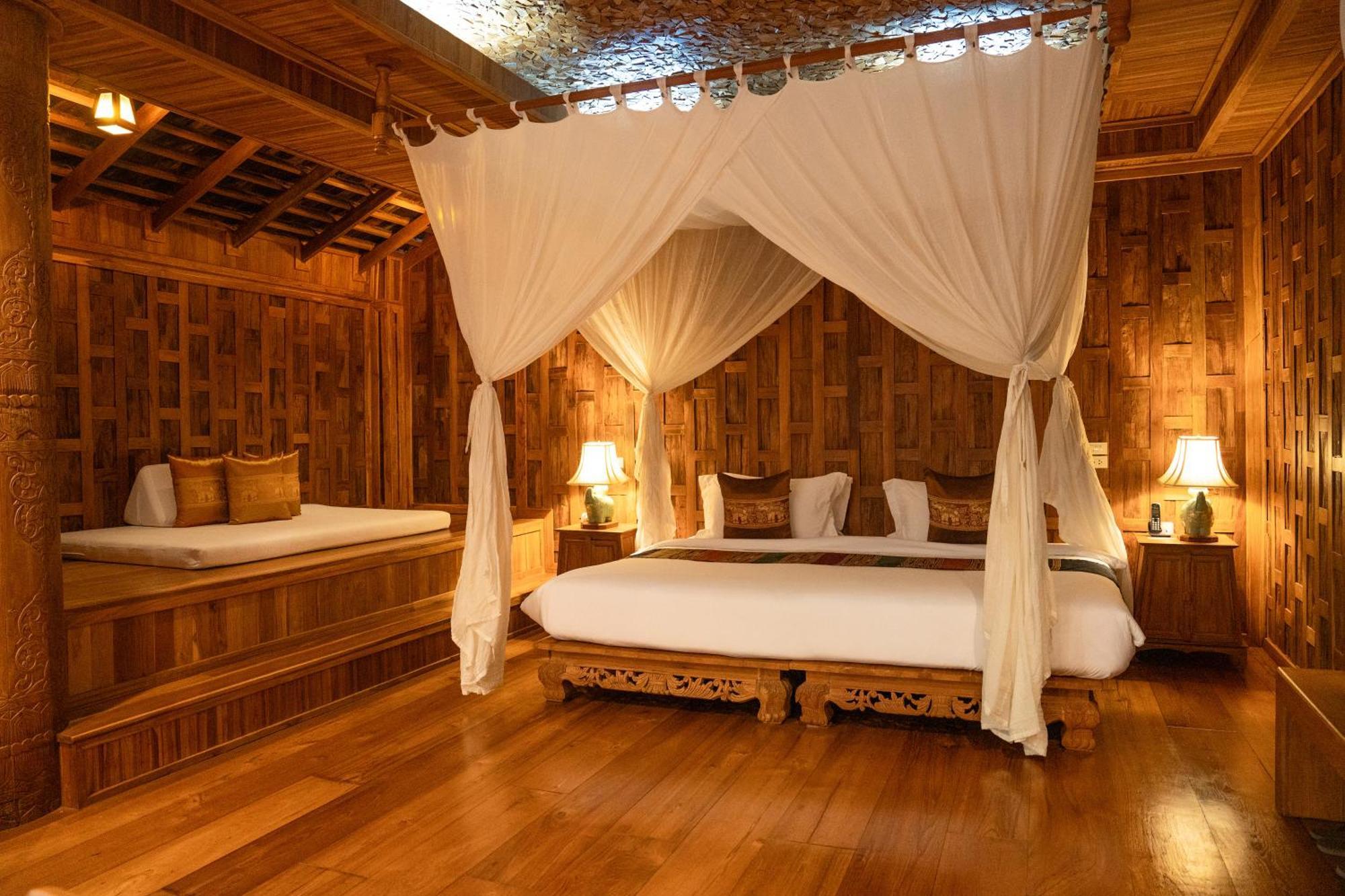 Resort Santhiya Phuket & 5*