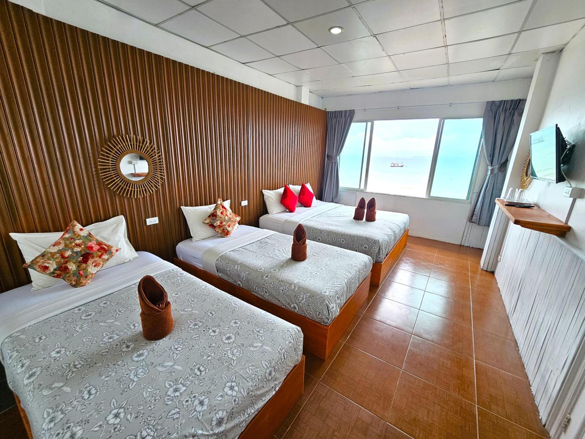 Hotel Baan I Talay On Sea 2*