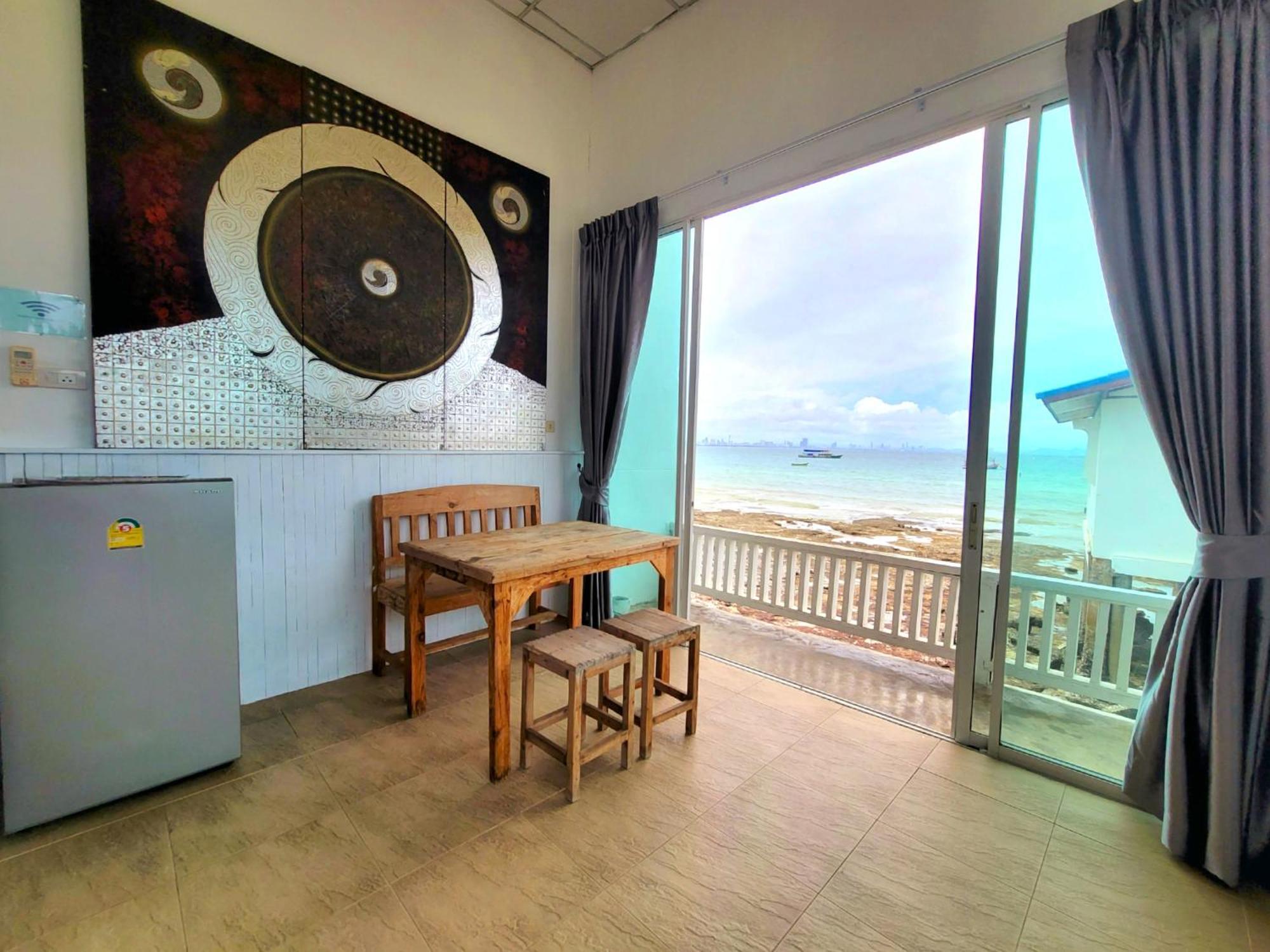 Baan I Talay On Sea Ko Lan