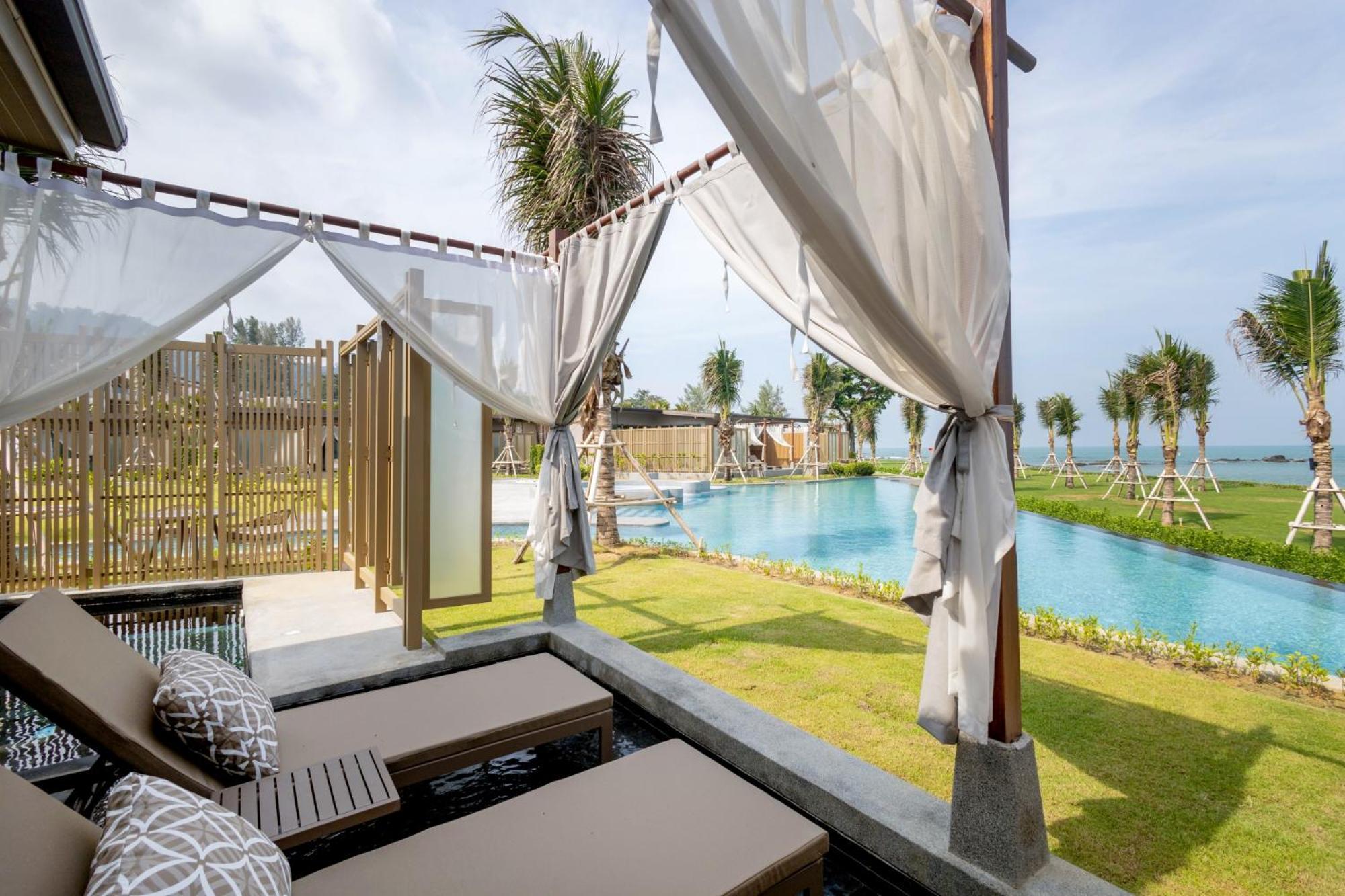 The Little Shore By Katathani Hotel