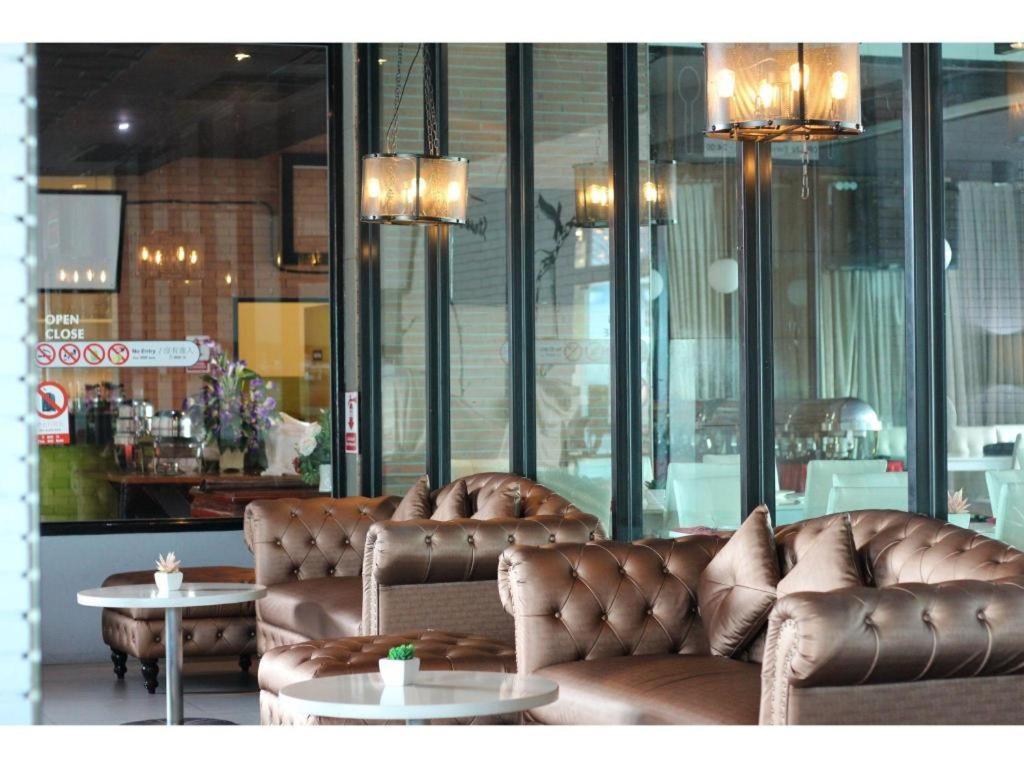 Royal King Hotel