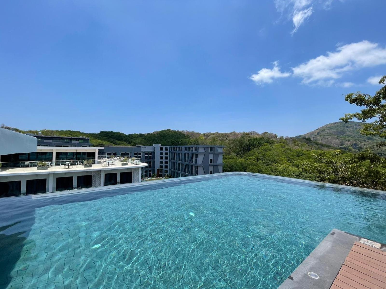 Utopia Naiharn By Fred&com Phuket Hotel 5*