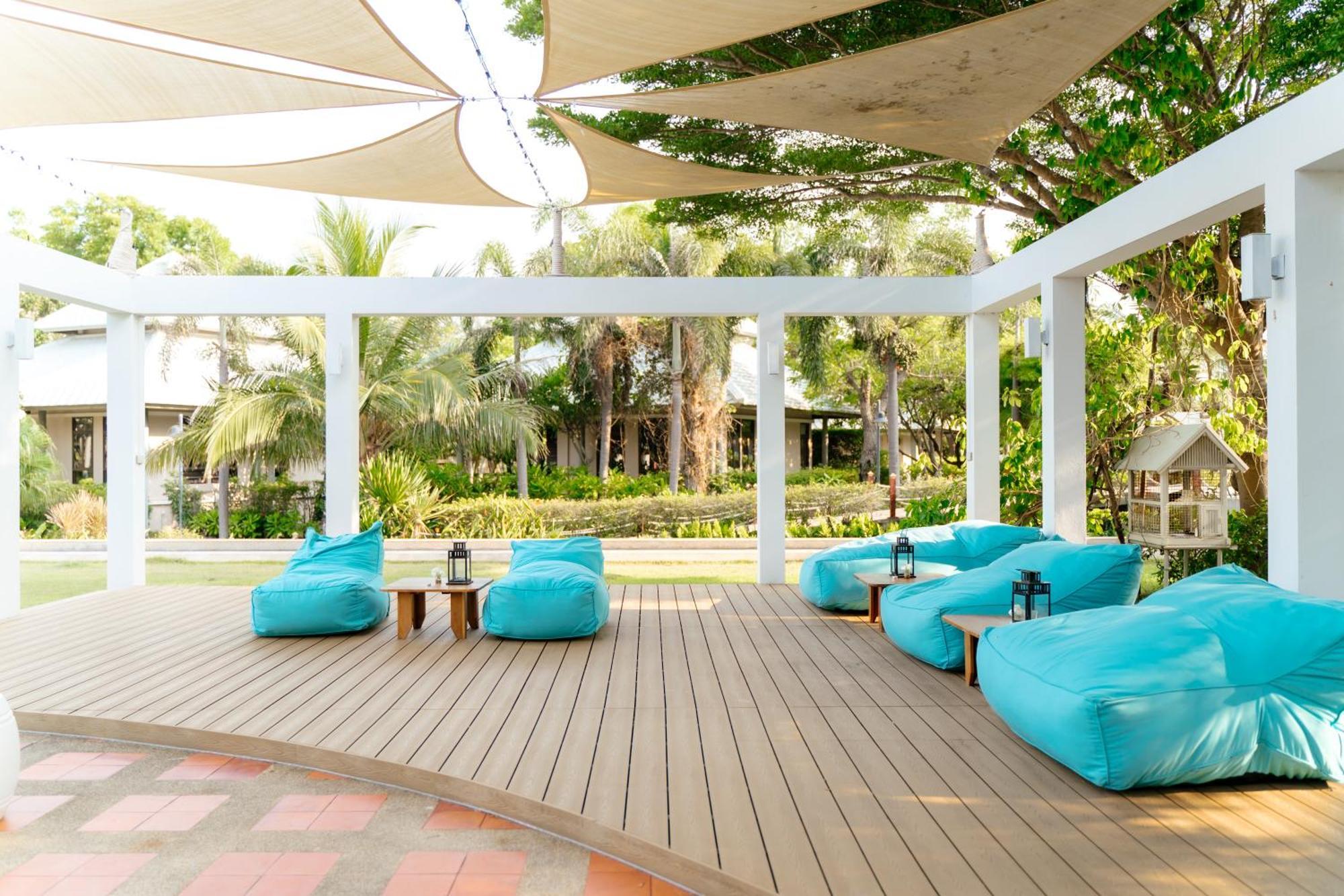 Resort Sirarun Ban Krut (Prachuap Khiri Khan)