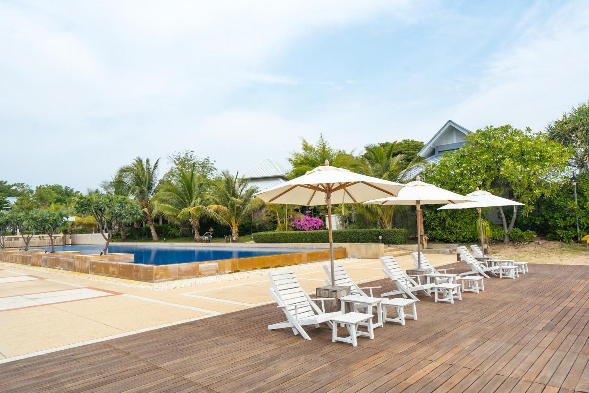 Sirarun Resort 5*