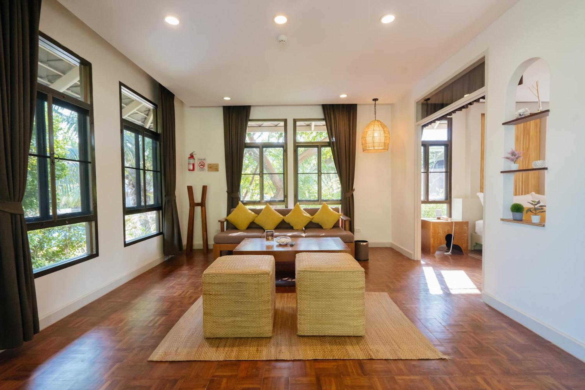 Sirarun 5* Ban Krut (Prachuap Khiri Khan)