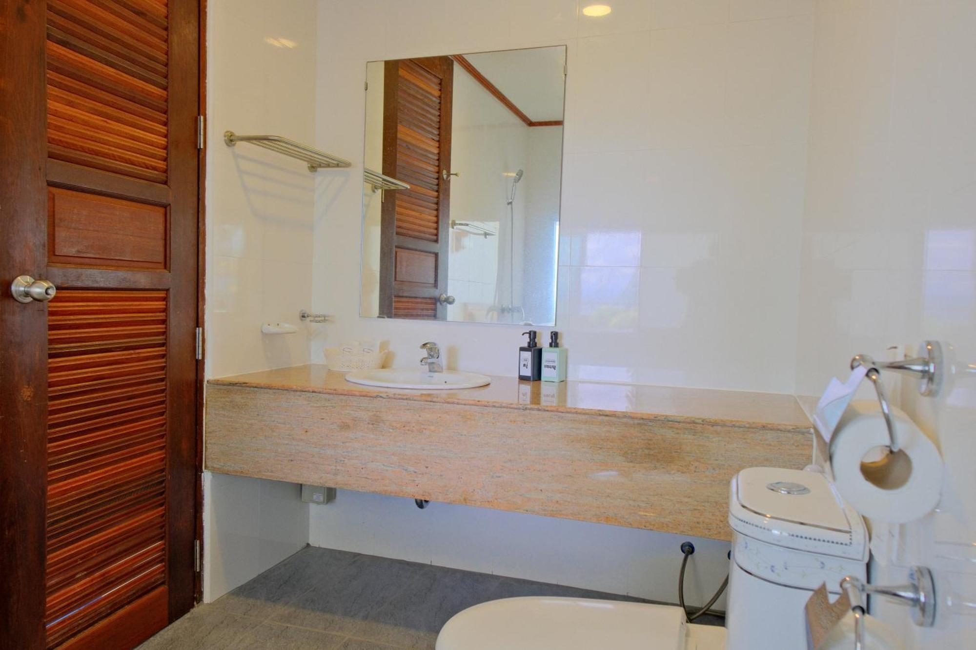 Mam Kaibae Hotel 3*
