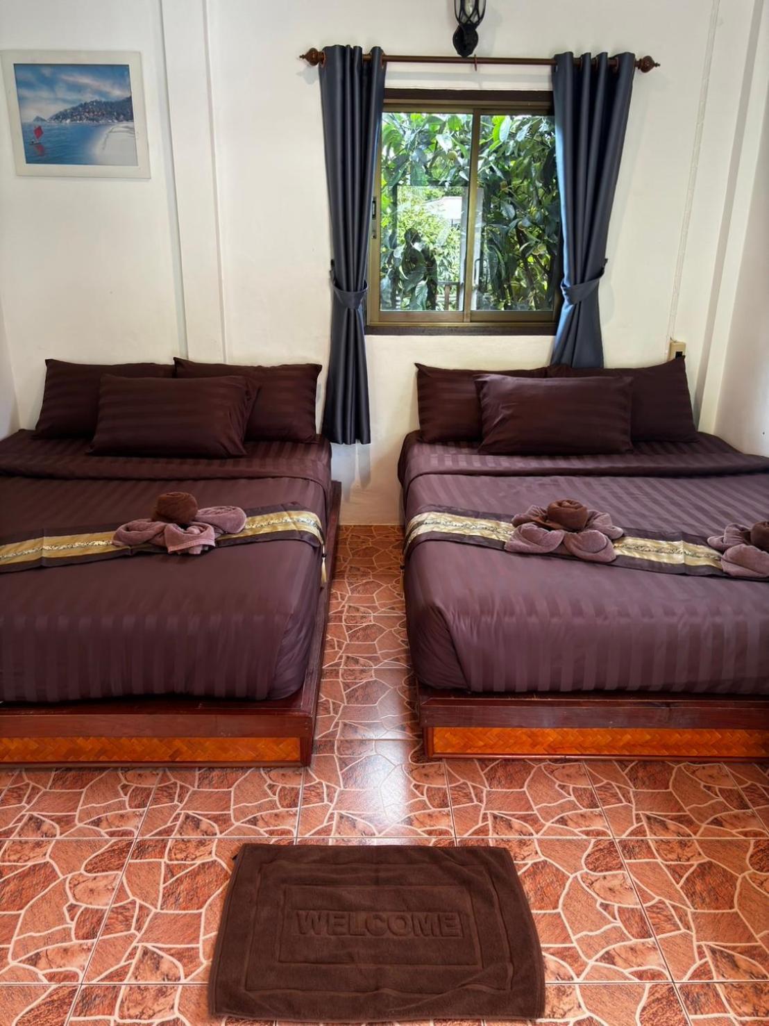 Khao Sok Jungle Huts Resort 3*