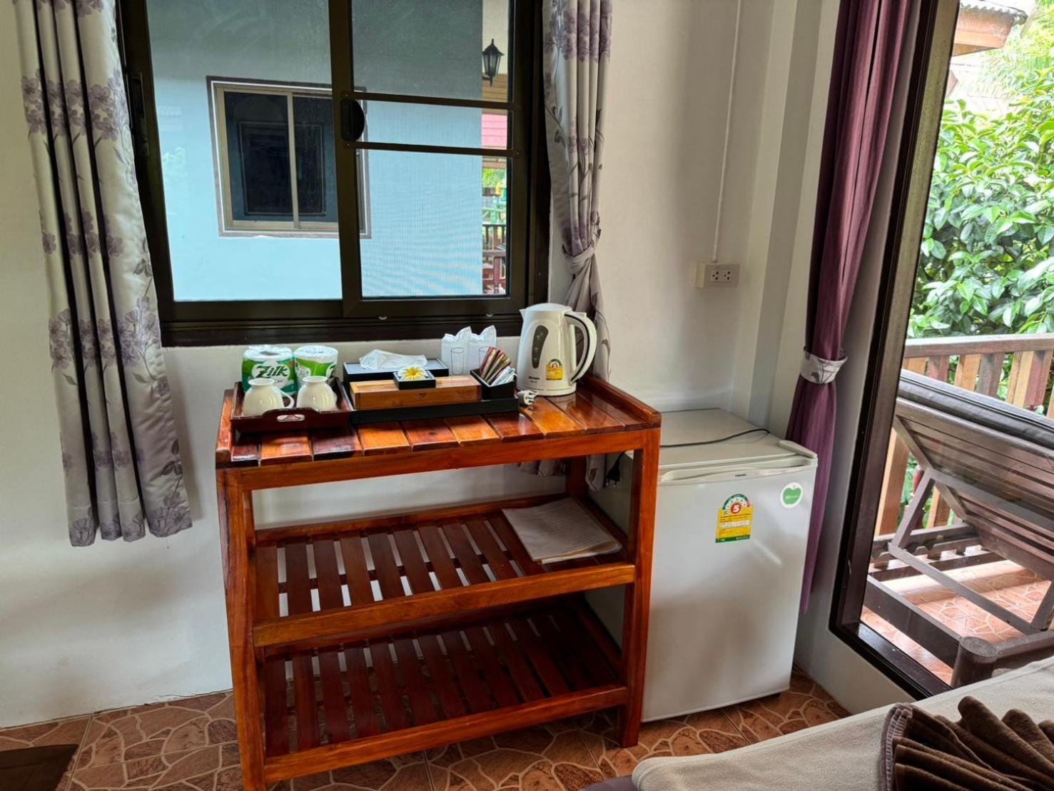 Khao Sok Jungle Huts