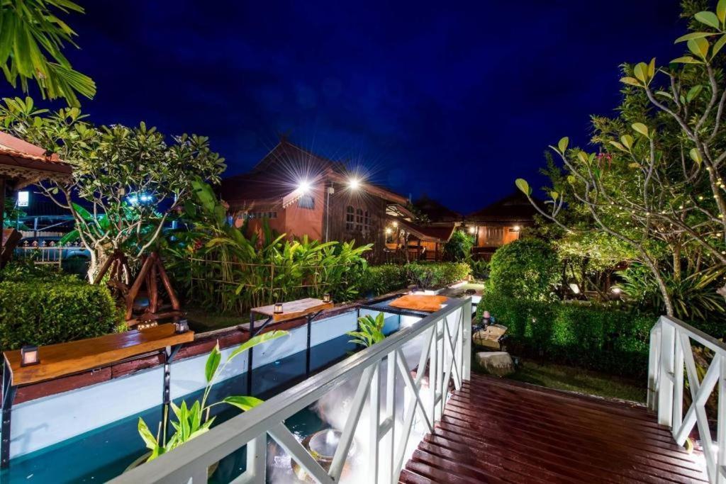 Resort Dang Ky Ploen Tharnnam Ban Nong Khang