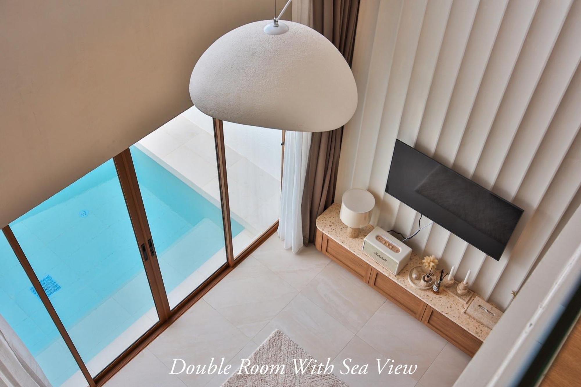 Baan Rinrak บ้านรินรักษ์ Resort Ko Lan