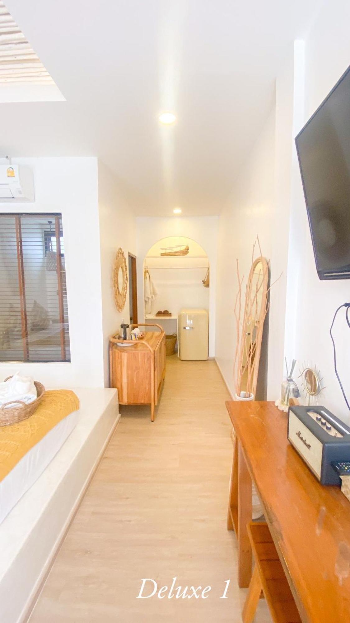 Baan Rinrak บ้านรินรักษ์ Resort 3*