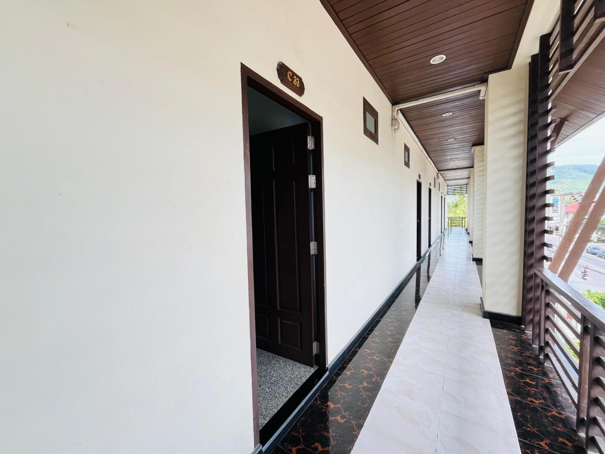 Resort Poolsawat - Sha