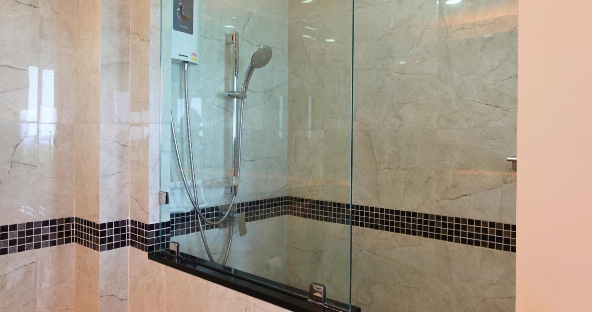 Seastar And Service Hotel 3*