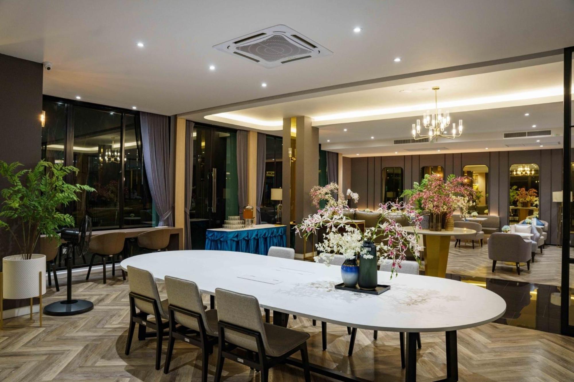Hotel Seastar And Service Ban Chang (Rayong)