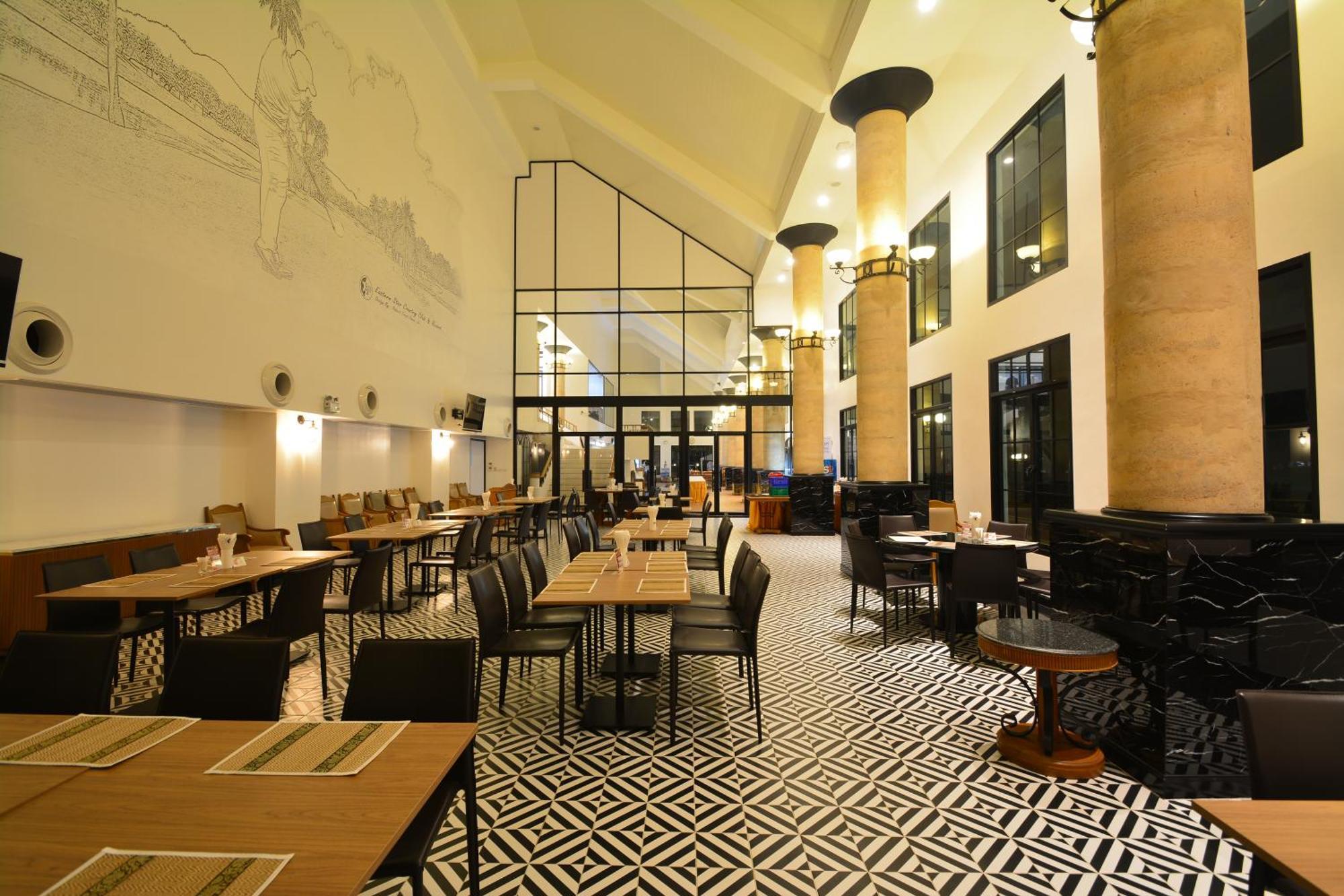 Seastar And Service Hotel
