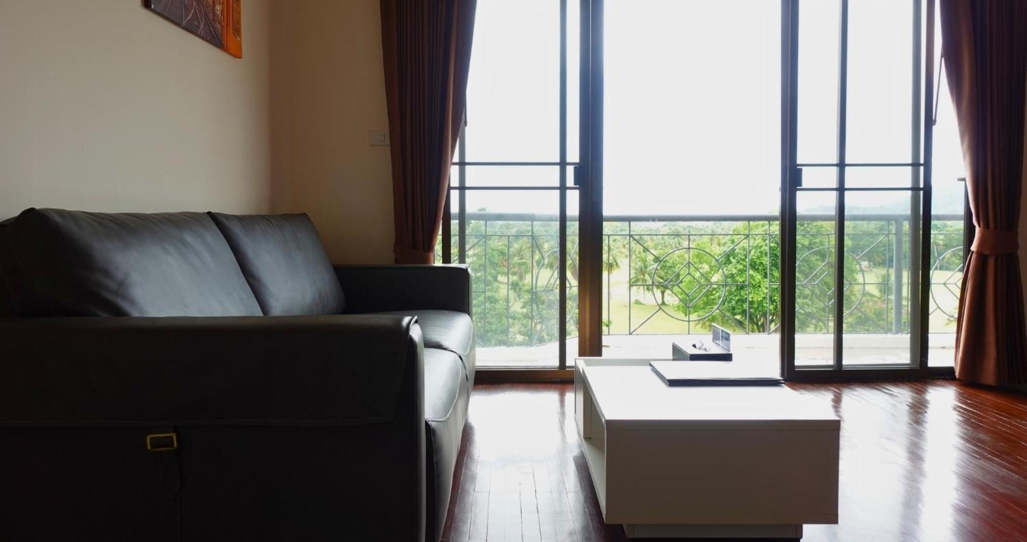 Hotel Seastar And Service