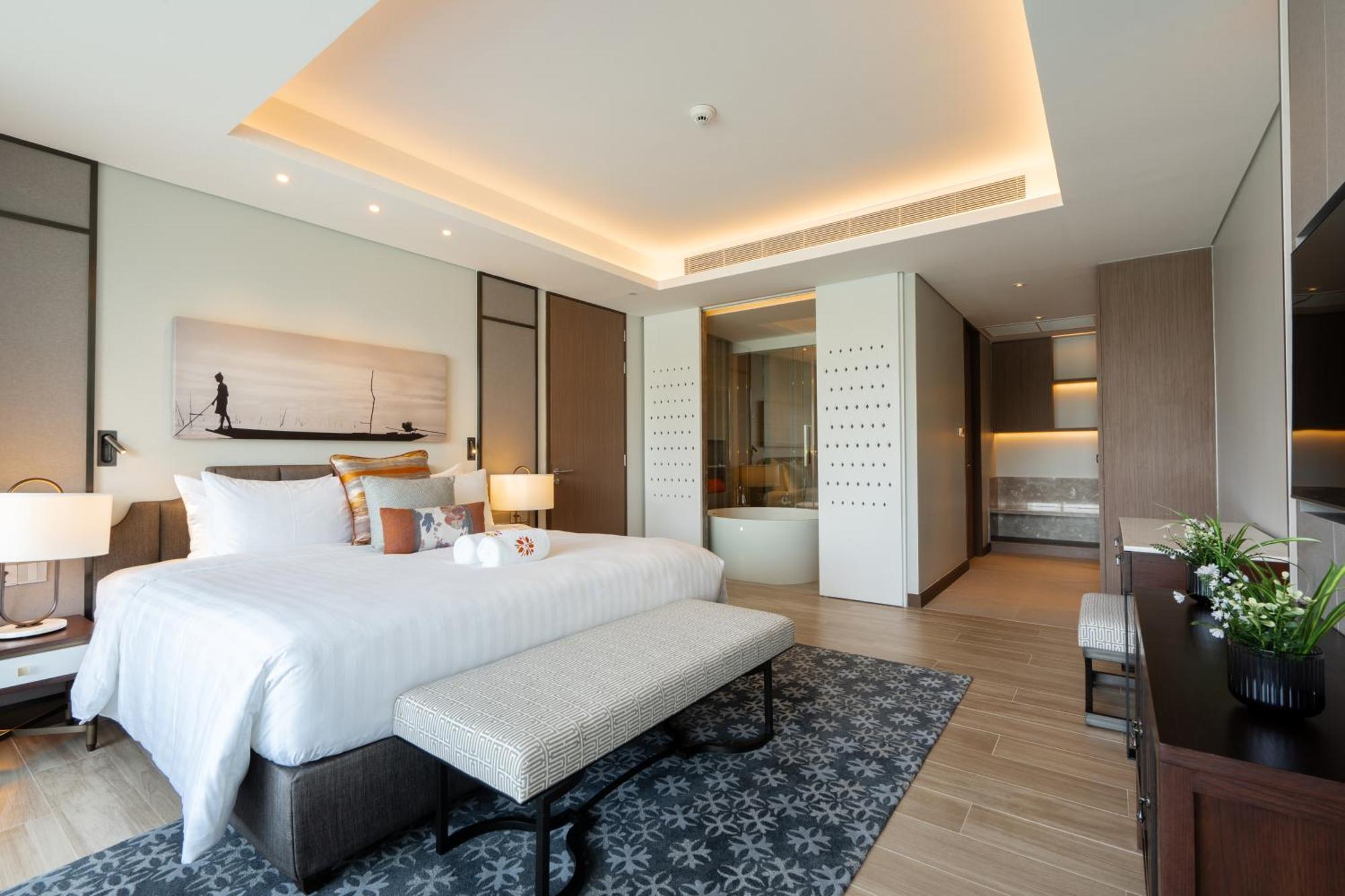 Luxury In The Laguna Near The Apartment Bang Tao Beach (Phuket)