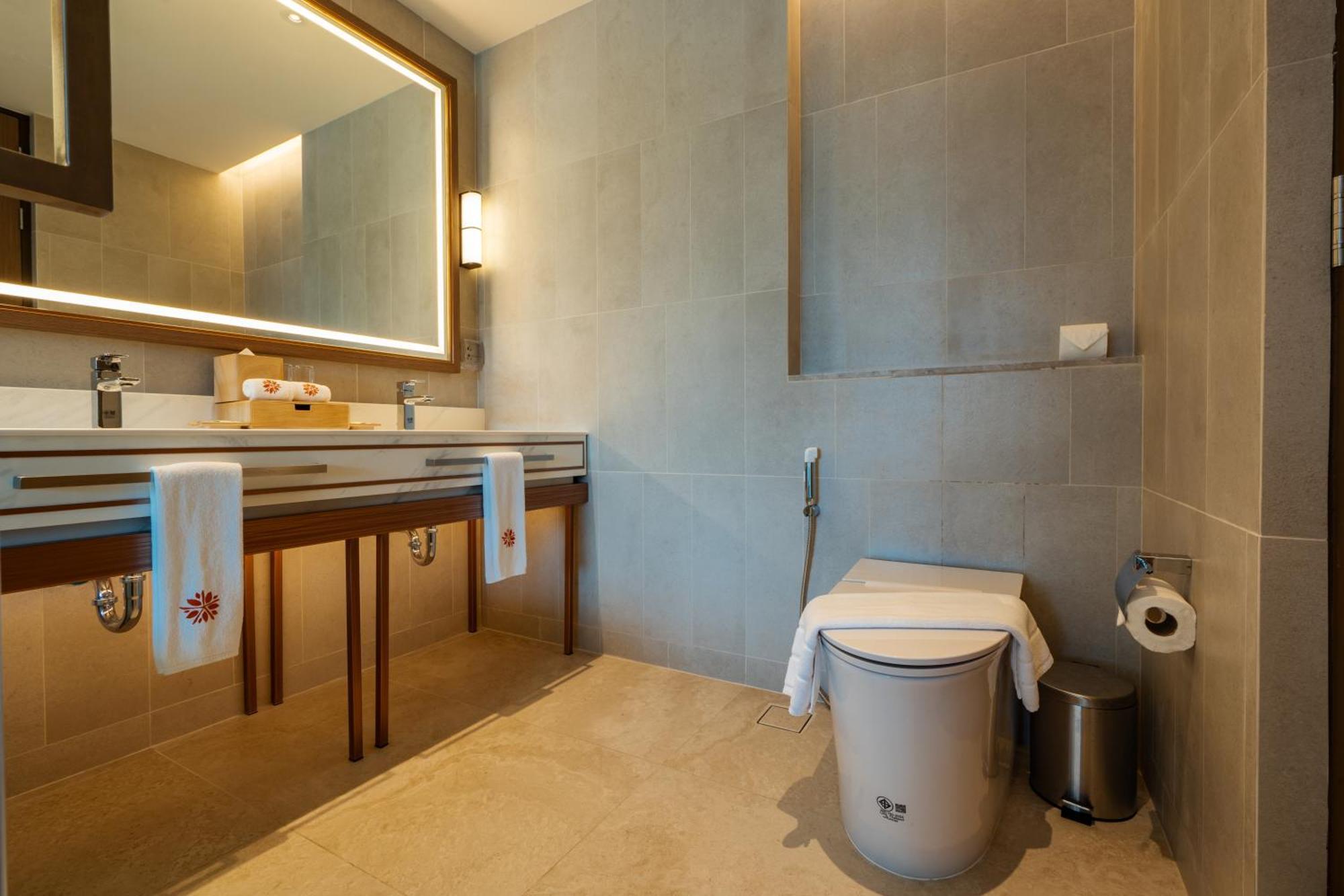 Luxury In The Laguna Near The