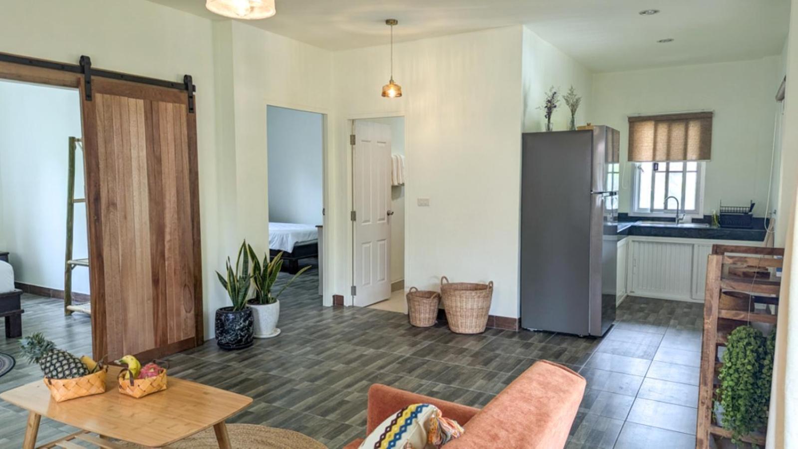 Ela's Apartment