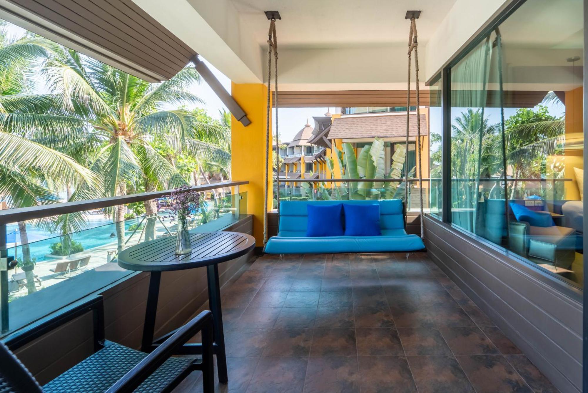 Resort Springfield @sea &