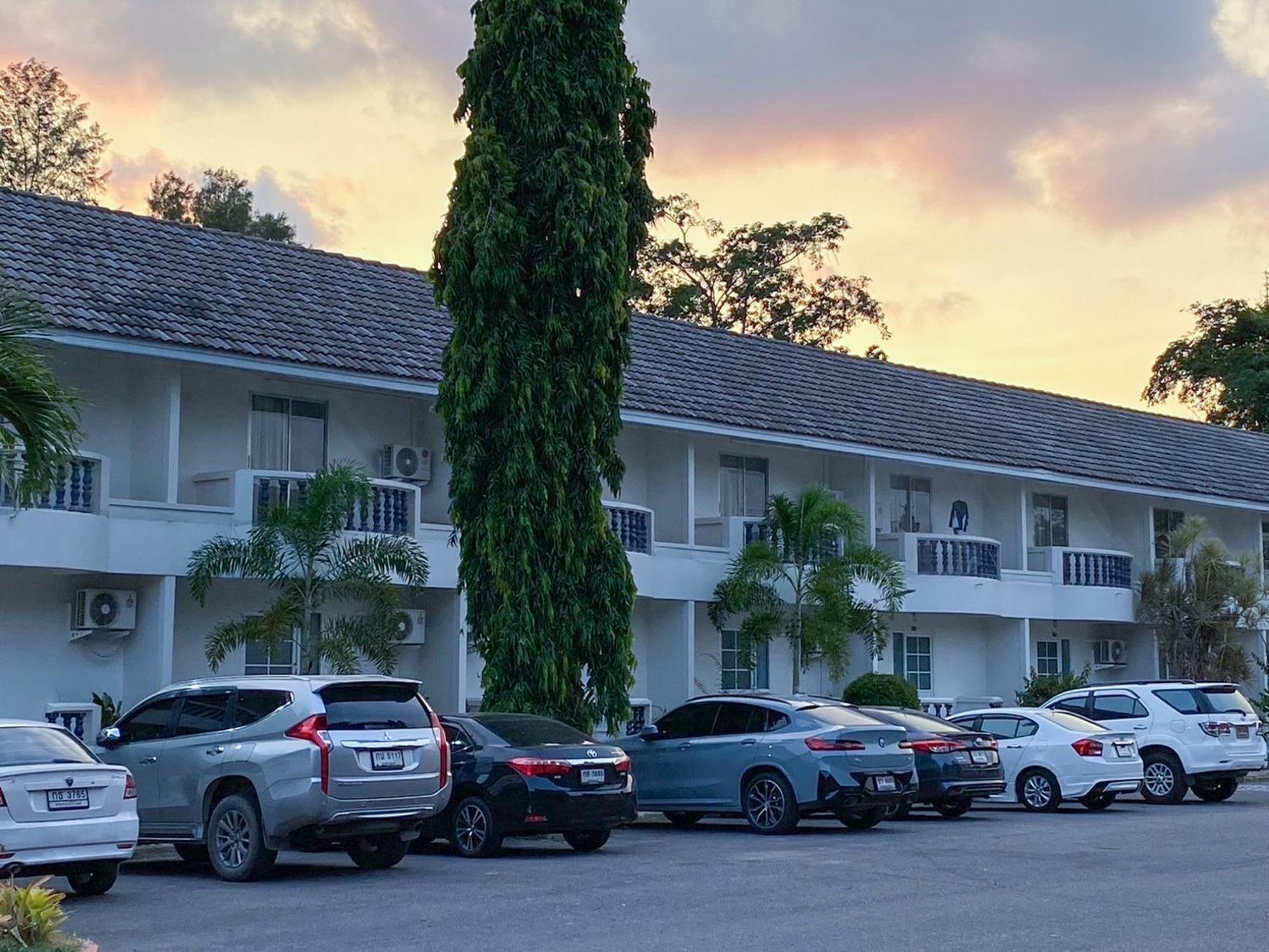 Hotel Bangsaphan Bang Saphan