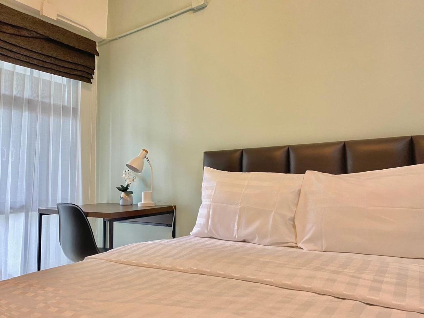Baan Ploy In (adults Only) Albergue Chiang Mai
