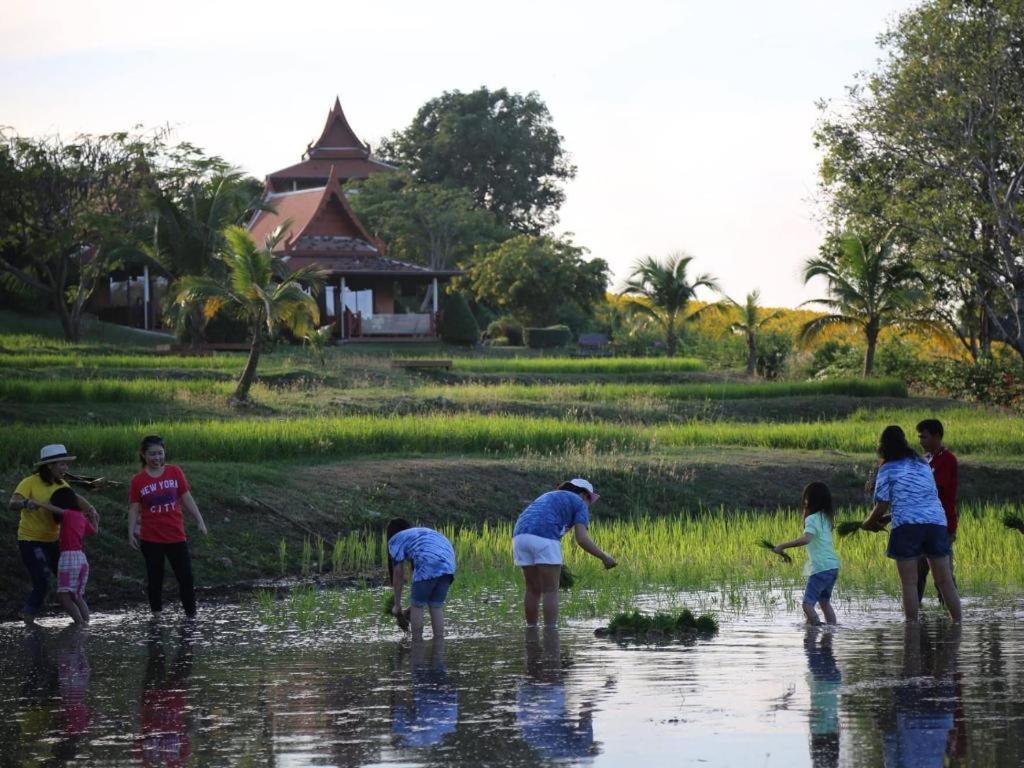 Baan Souchada & 5* Saraburi