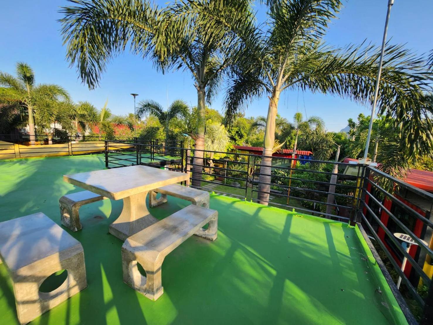 Resort Box At Pran