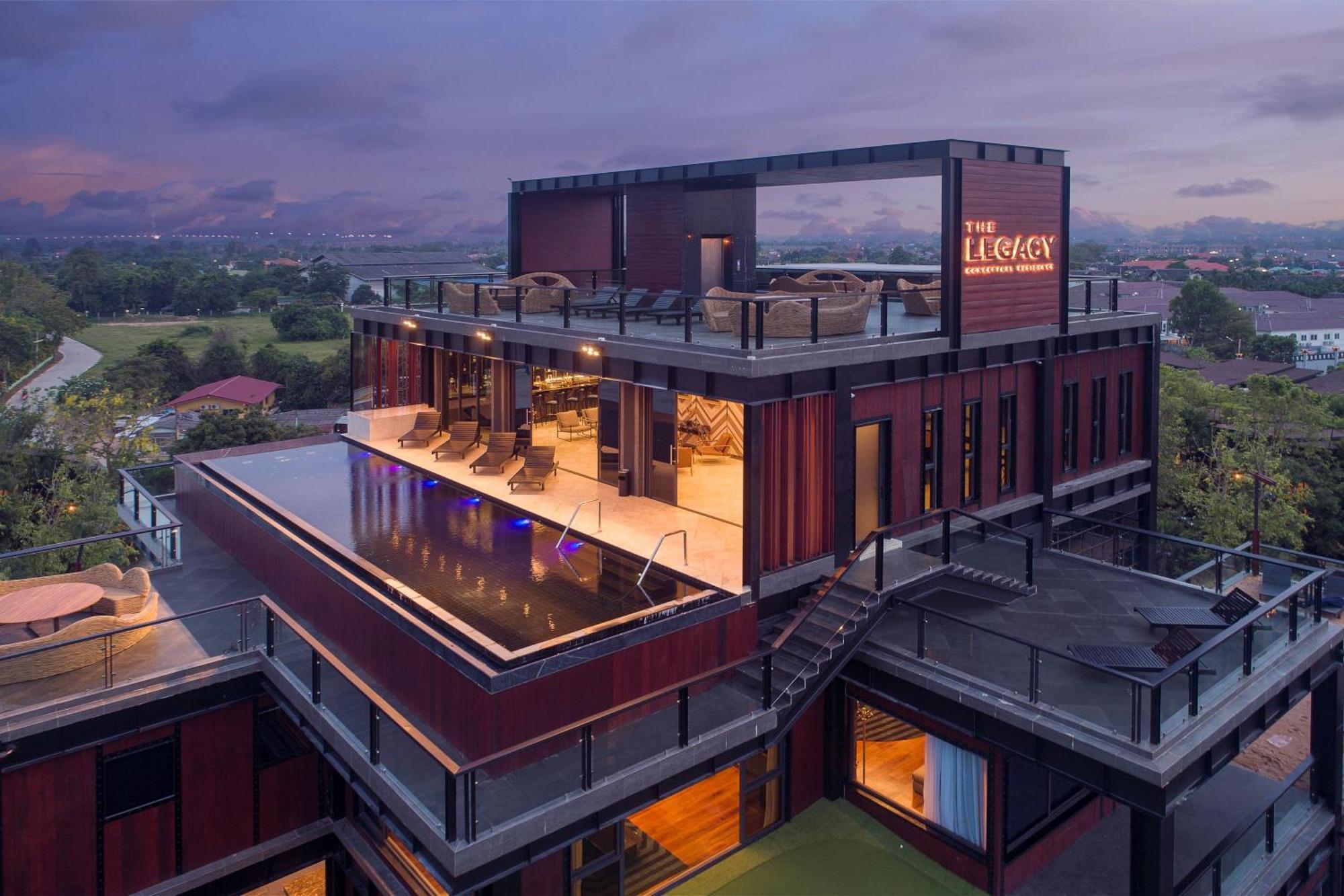 Hotel The Gems Mining Pool Pattaya