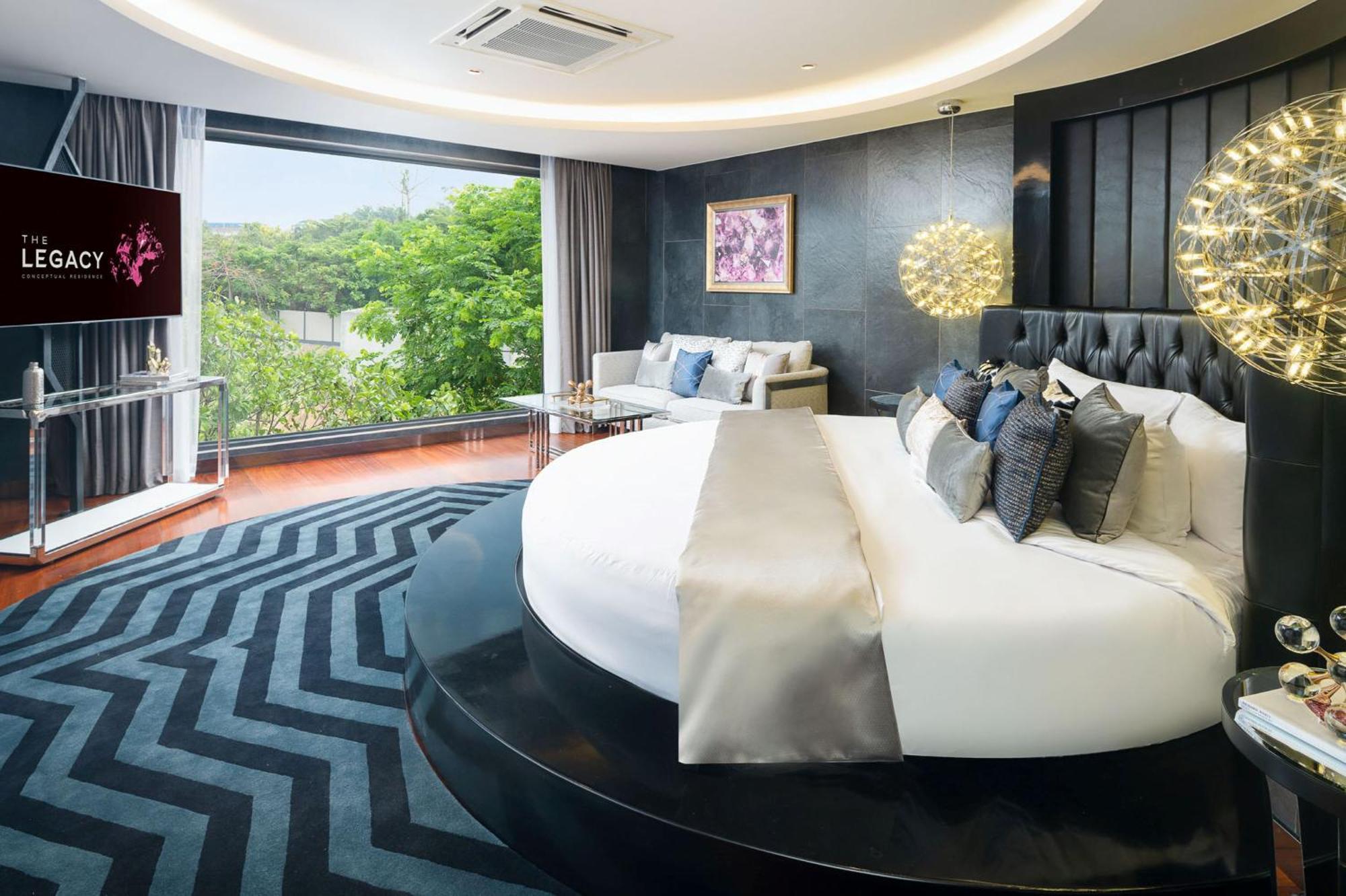 The Gems Mining Pool Pattaya Hotel Nong Prue