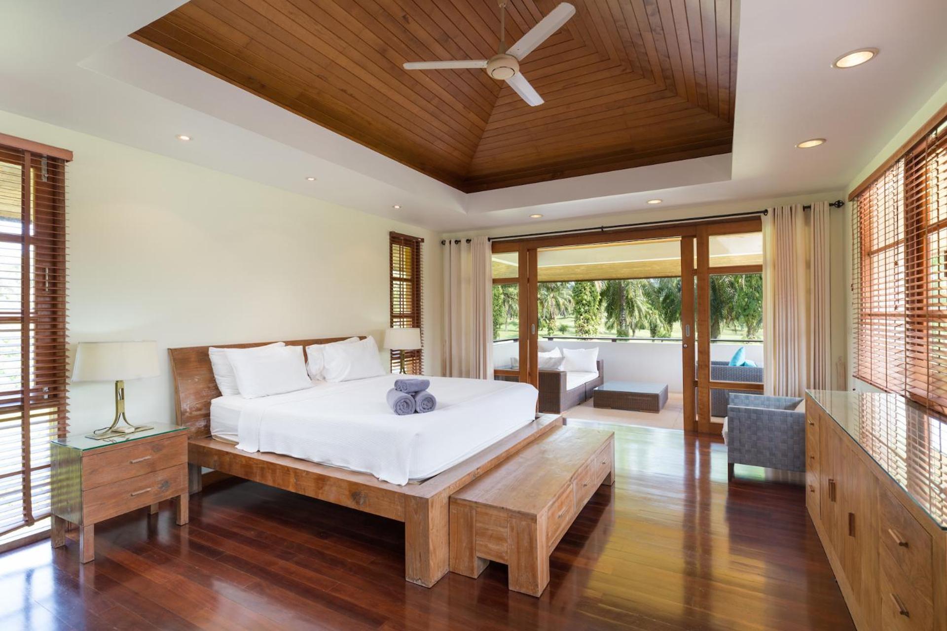 18 - Serene Golf Escape Villa