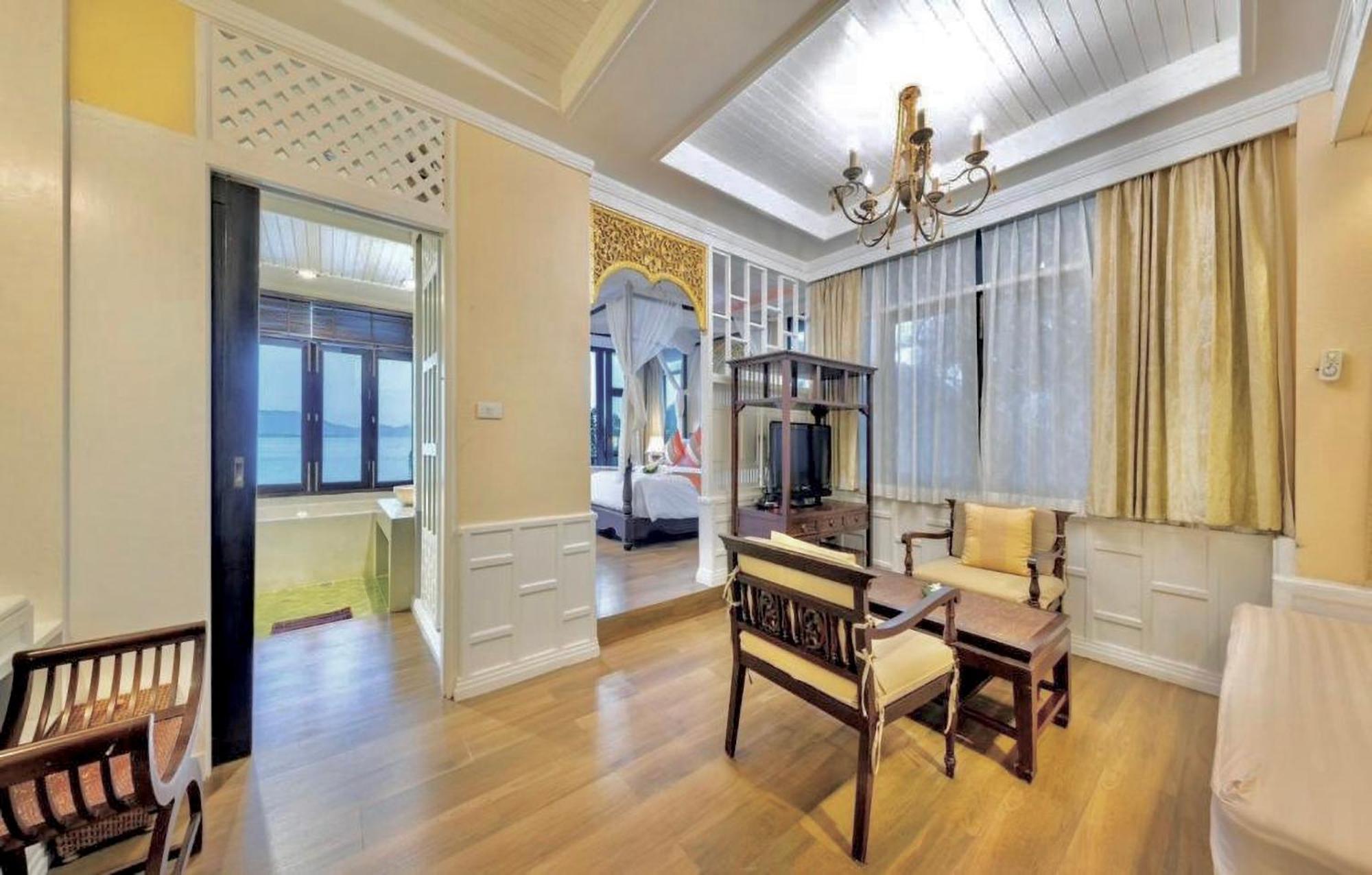 Racha Kiri & Spa, 5*