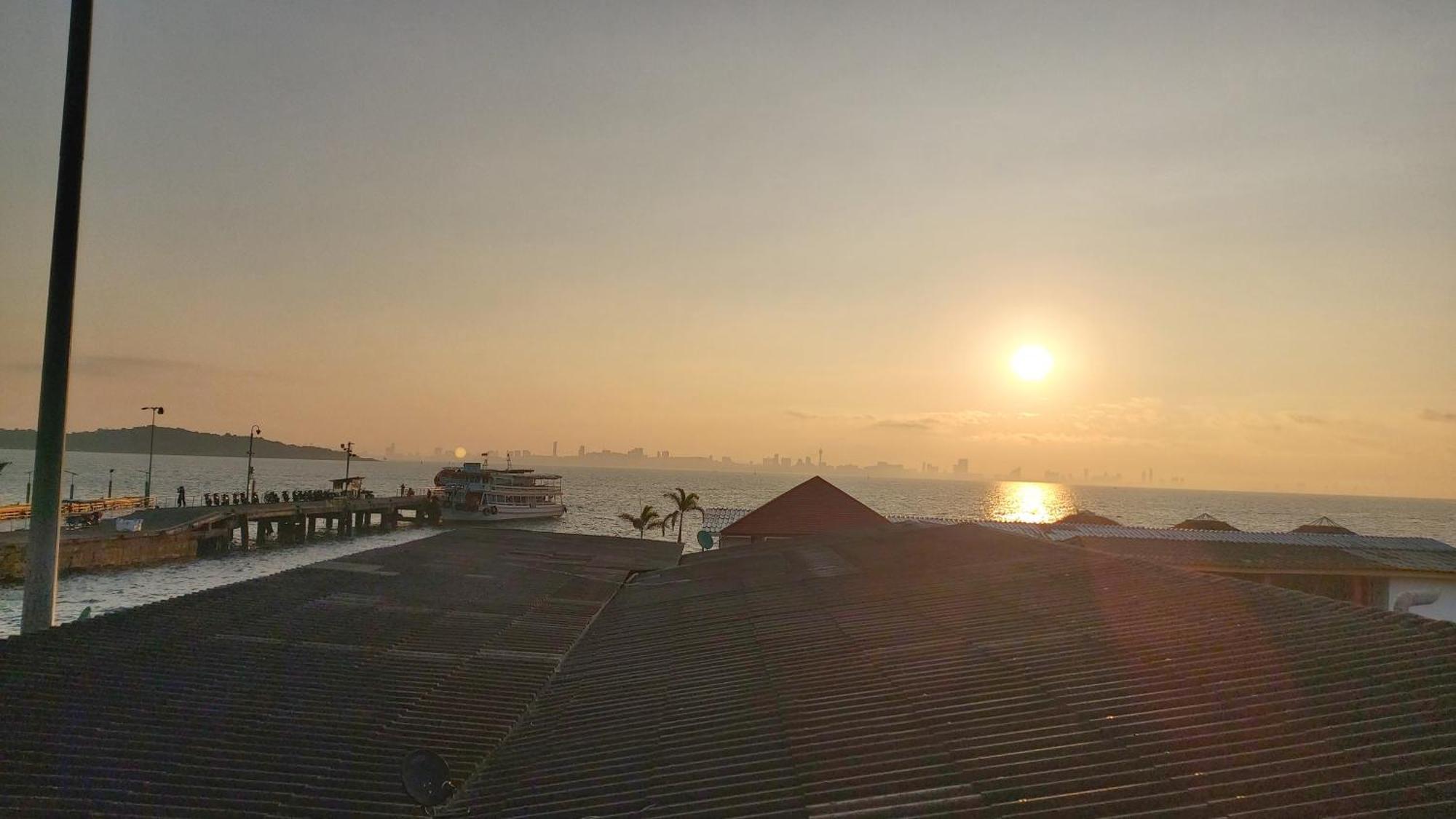 Resort Lareena Pattaya Ko Lan