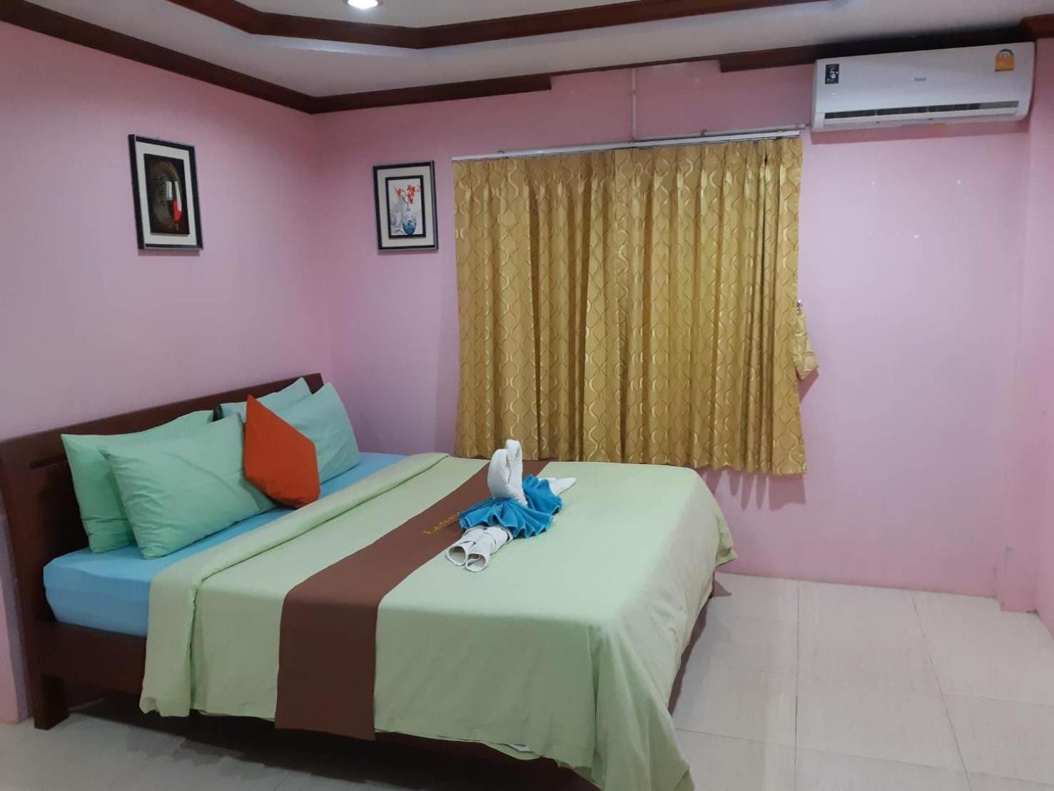 Lareena Pattaya