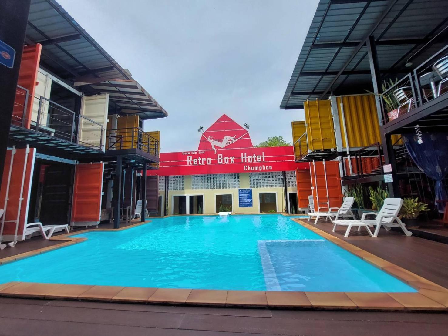 Retro Box Hotel Chumphon