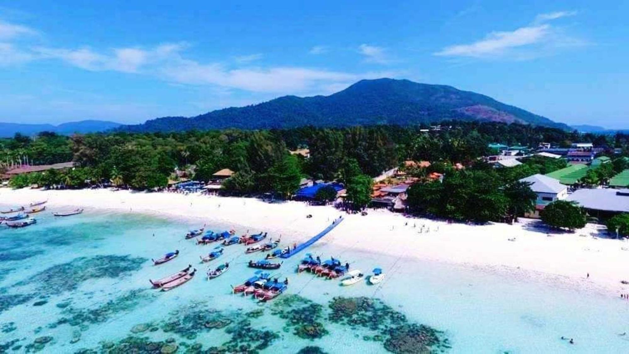 Charming Koh Lipe