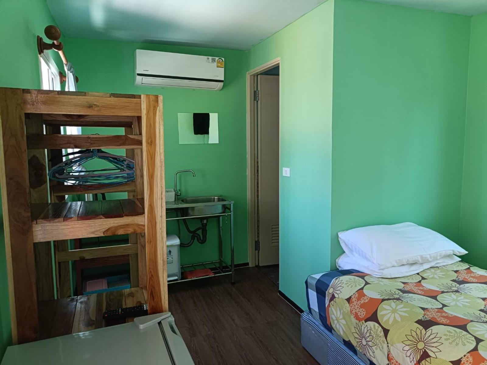 Guest house Chill Land House