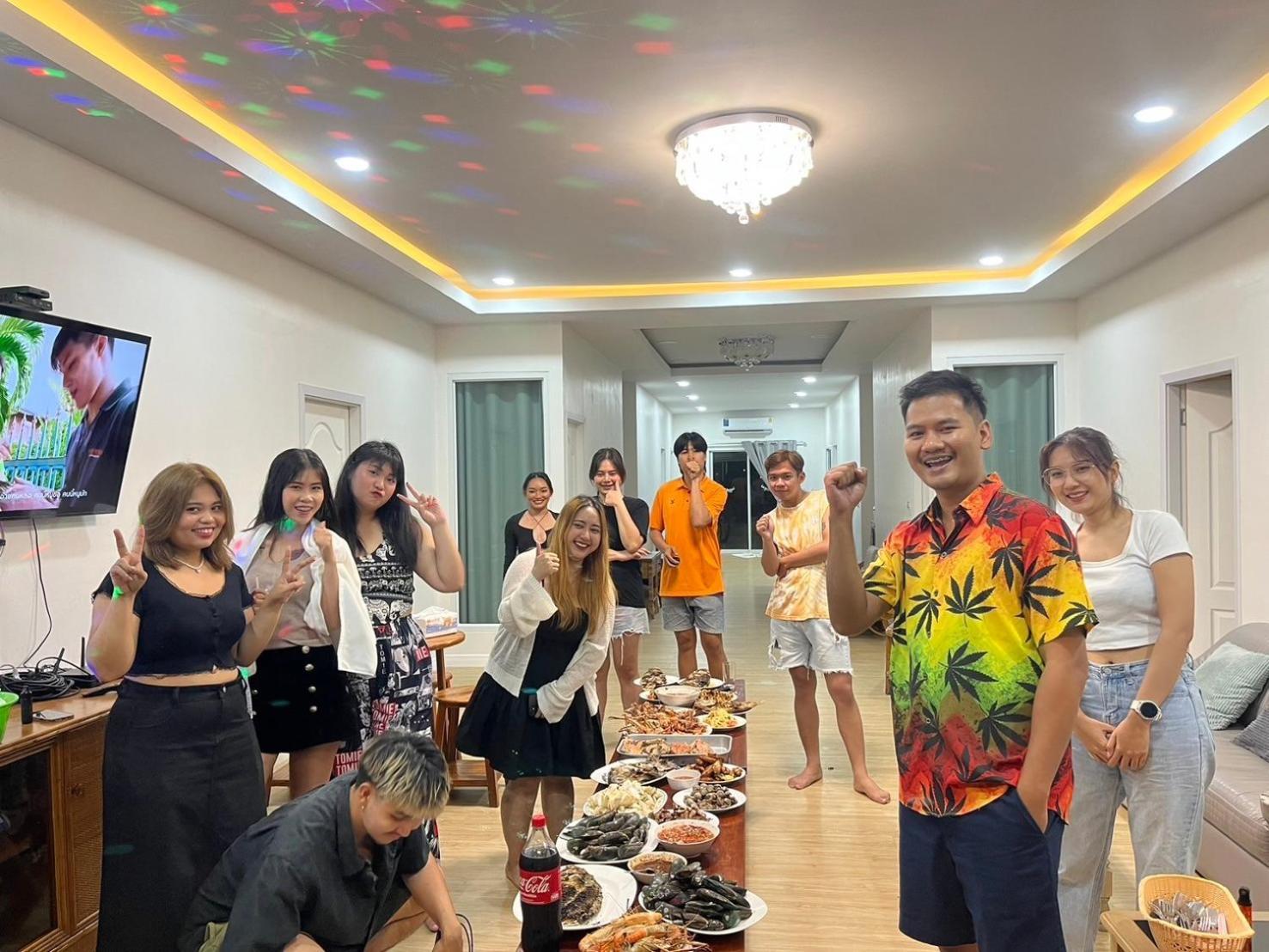 หาดช้างเผือกเจ้าสำราญ Chang Phueak Chao Samran * Haad Chao Samran