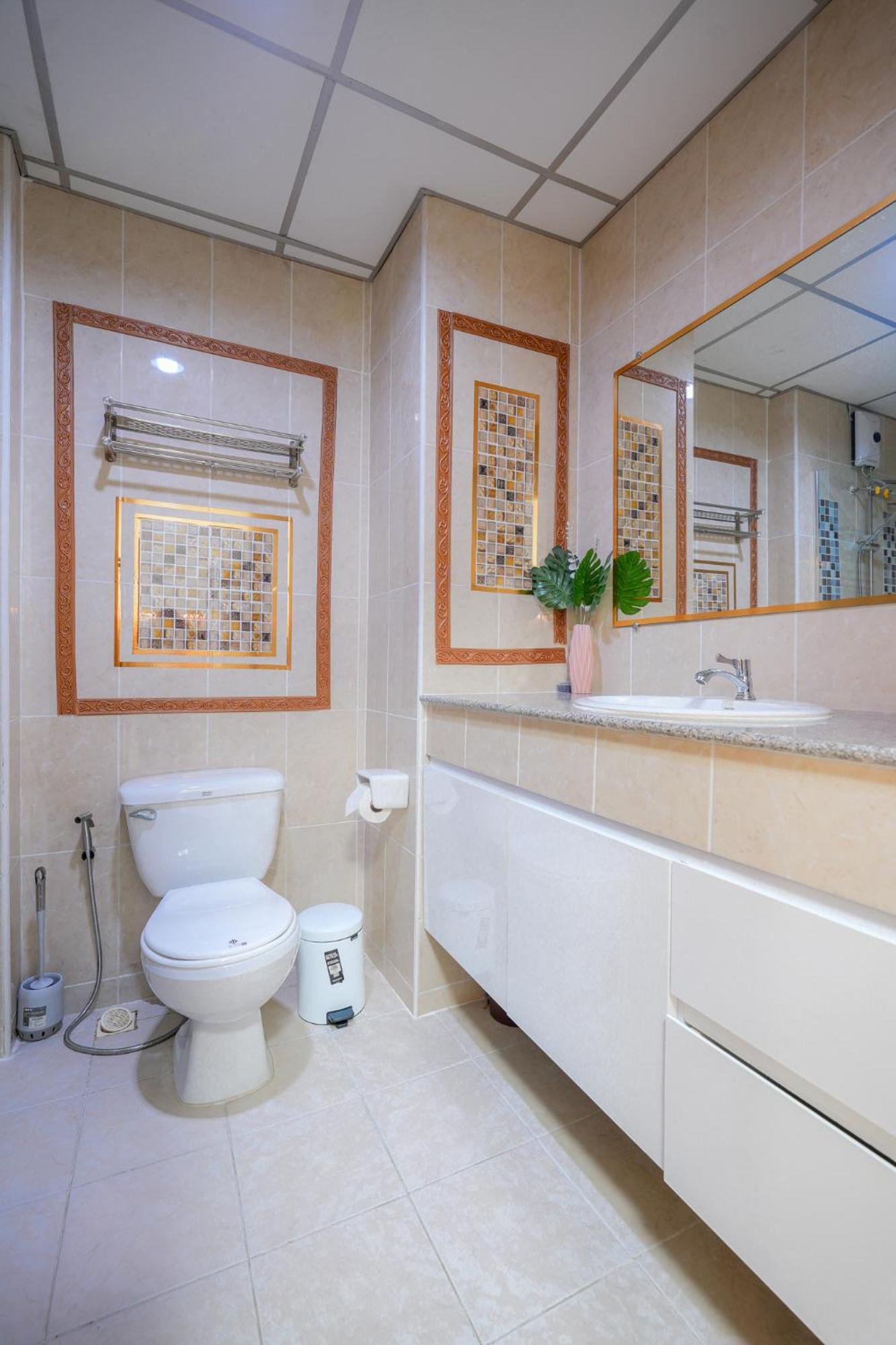 Jomtien Seaview At View Talay 5 ,big Pool * Pattaya