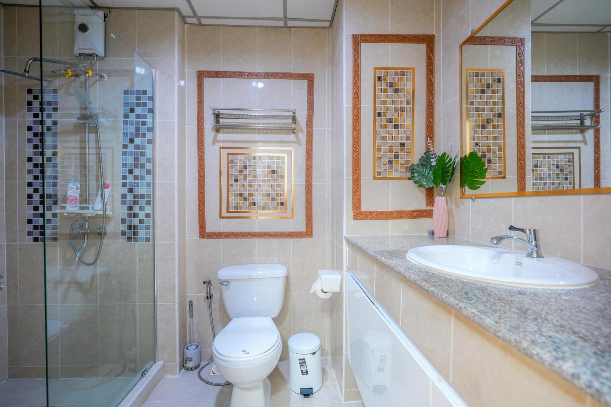 Jomtien Seaview At View Talay 5 ,big Pool Apartment Pattaya