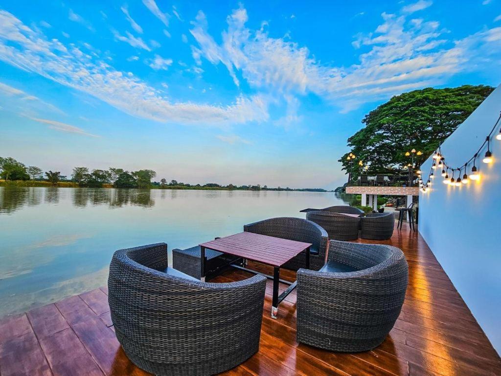 Mango House 4*