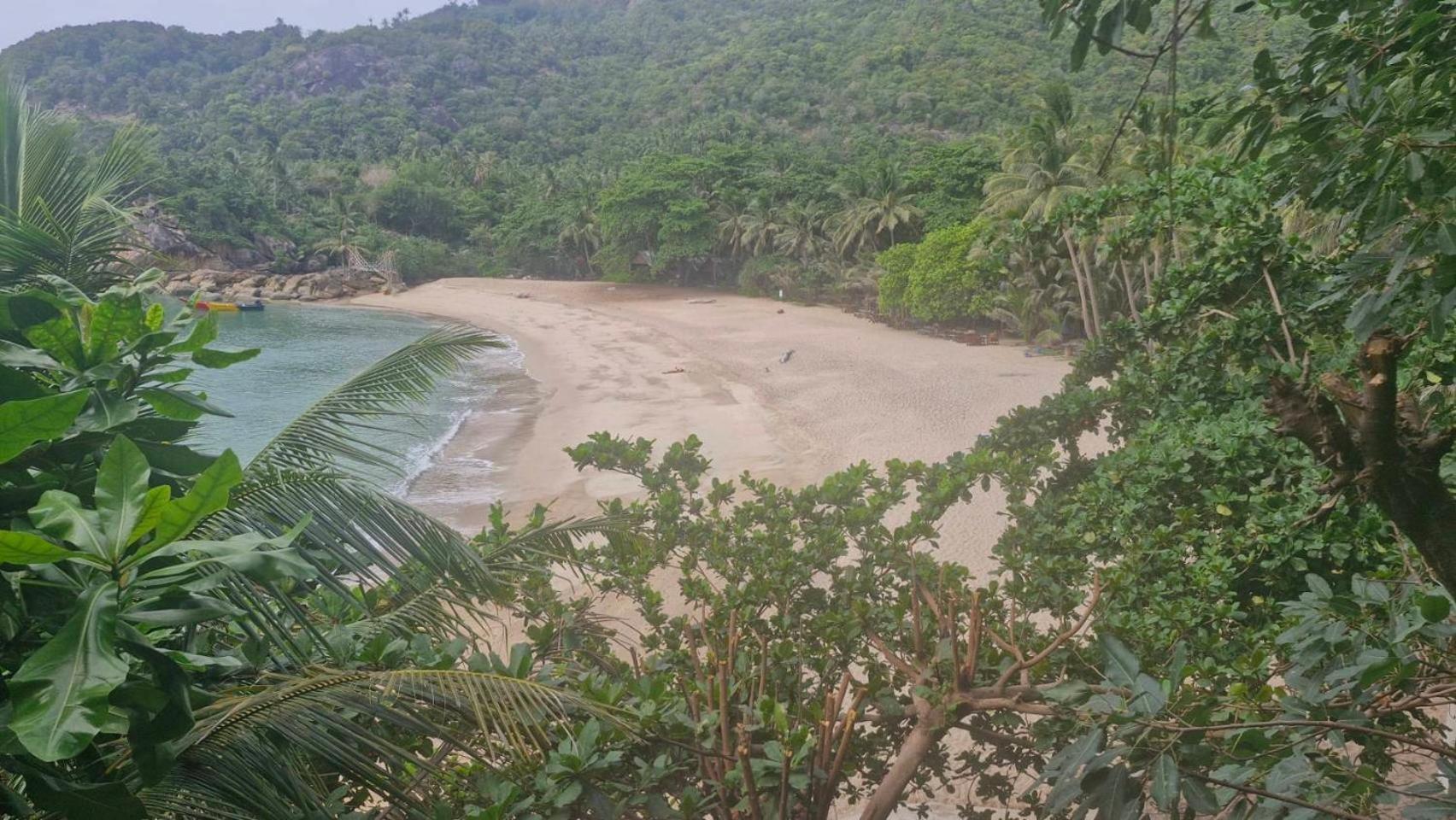 Resort Mai Pen Rai Than Sadet Beach