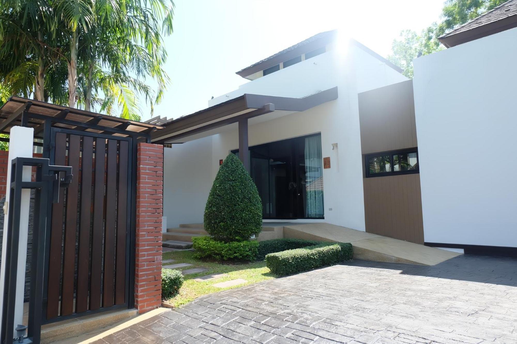 Ozone Phuket Villa Pa Khlok