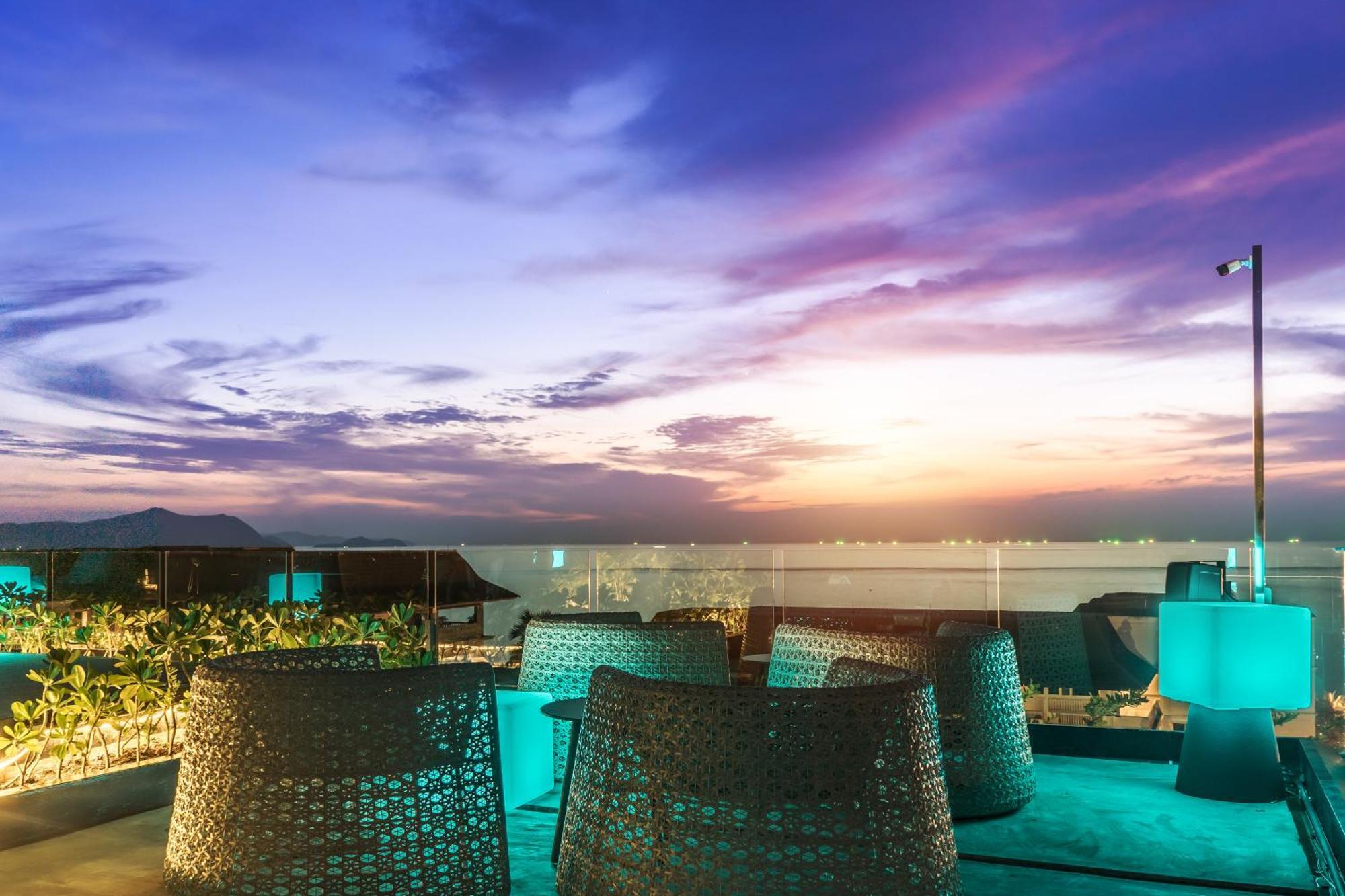 Hotel Cross Vibe Pattaya Seaphere - Formerly X2 Vibe Pattaya Seaphere