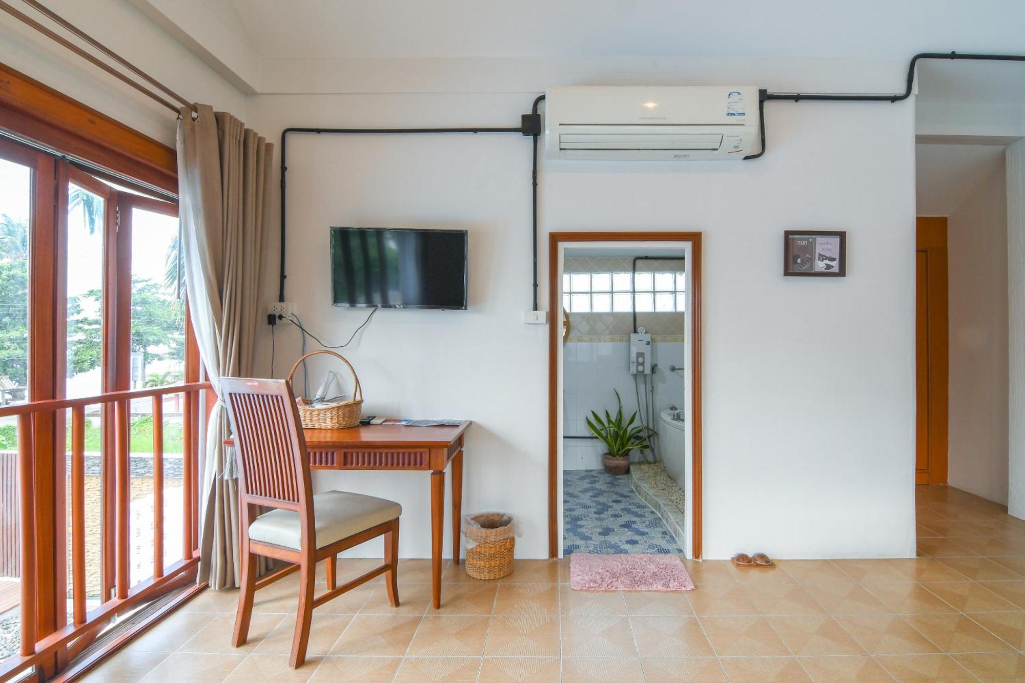 Bangsaphan Hotel
