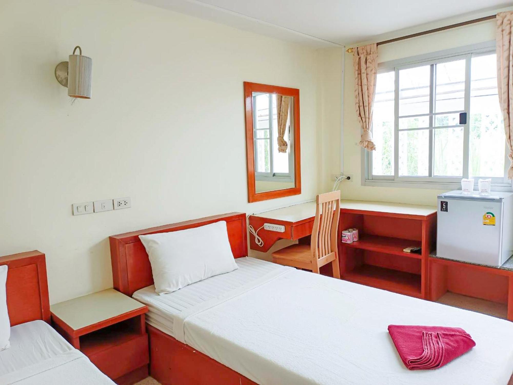 Hotel Bangsaphan Bang Saphan