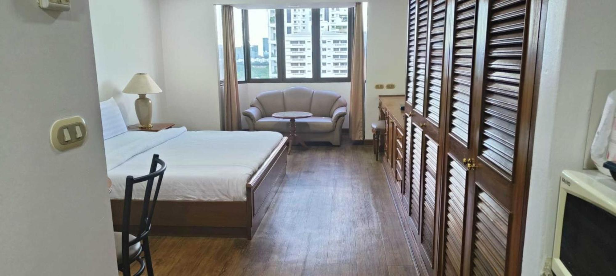 Apartment Omni Tower - Direct Bangkok