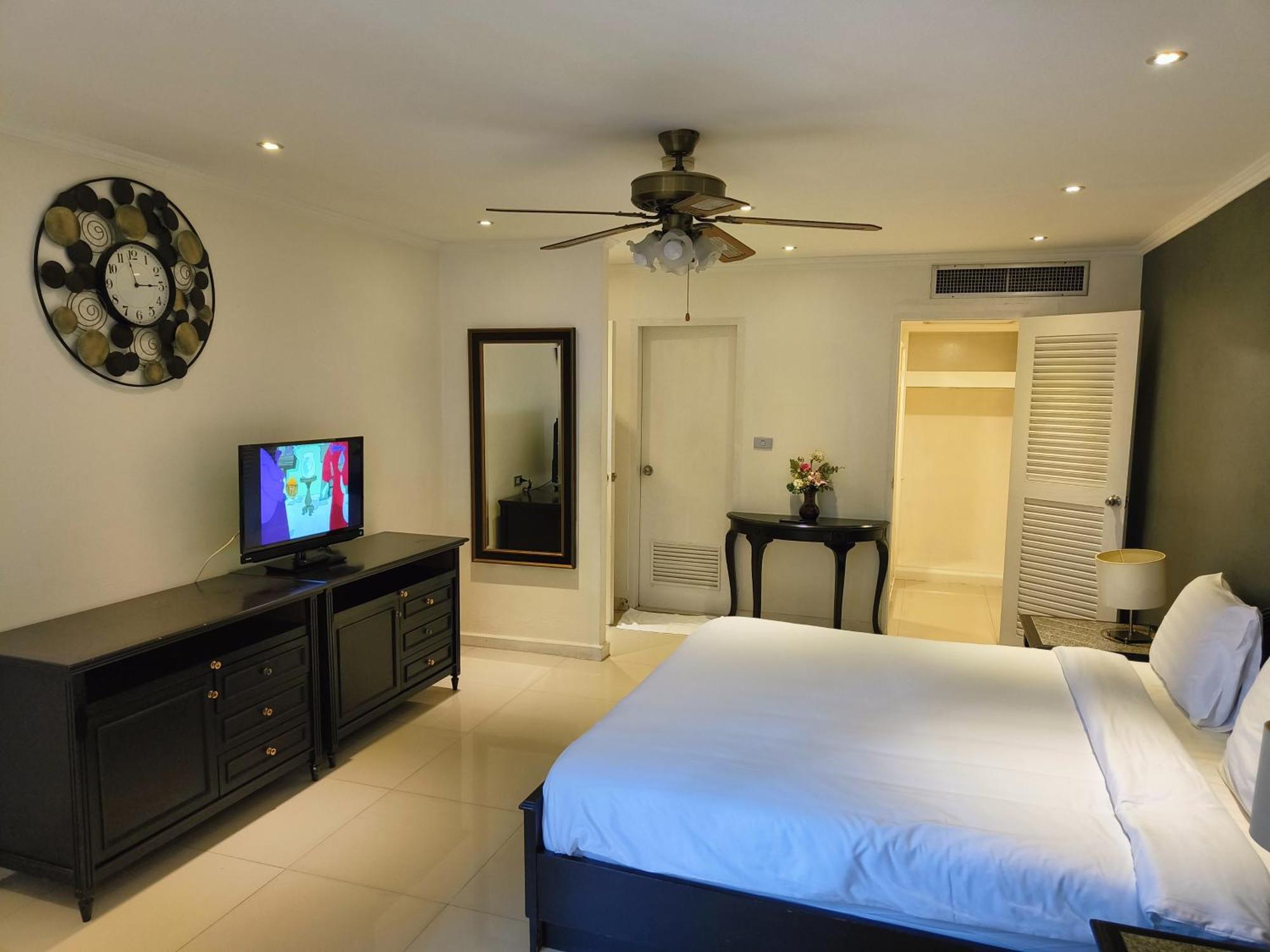 Omni Tower - Direct Apartment *